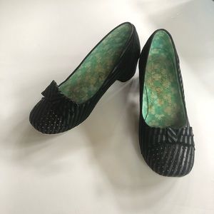 EUC IRREGULAR CHOICE BLACK HEELS